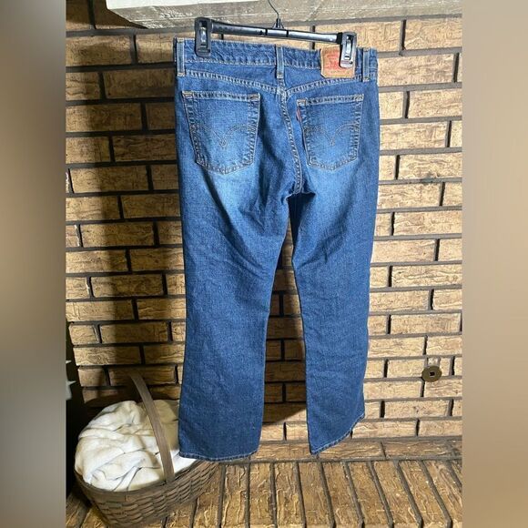 Levi’s‎ - Picture 2 of 5